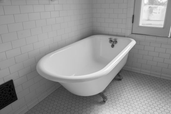 Cast Iron Tub Installation in Amelia
